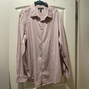 Banana Republic Men’s XL Long Sleeve Button-down Shirt, Nice Preowned Shirt.